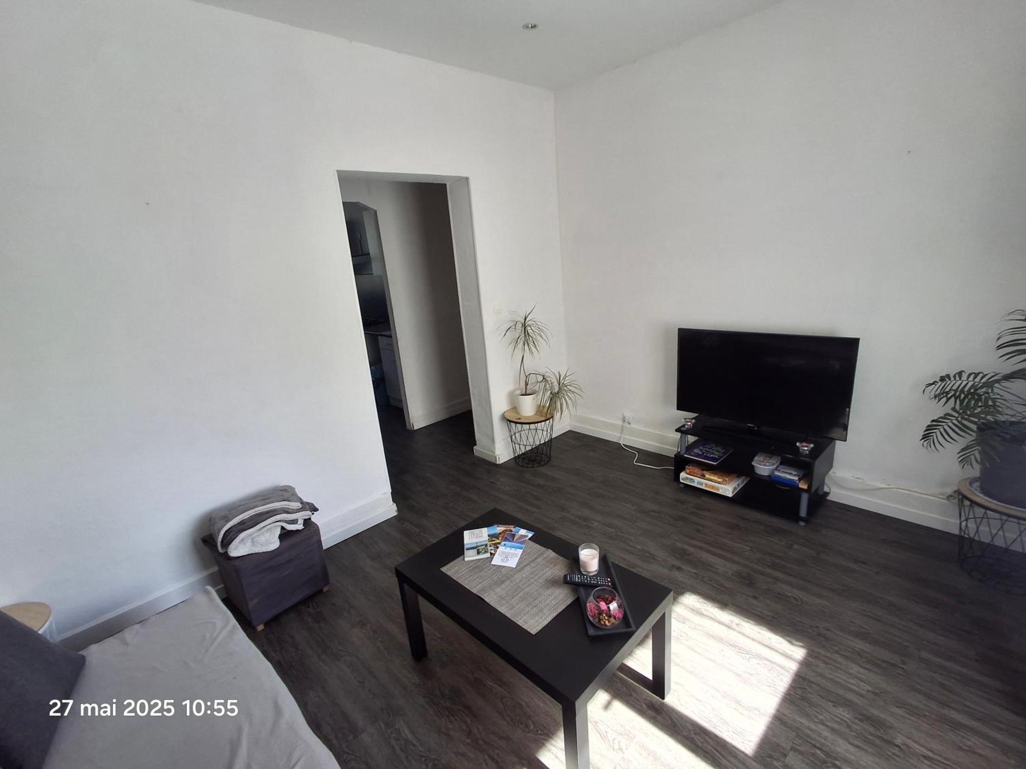 1er étage Appartement 2ch avec parking à Lurs Extérieur photo