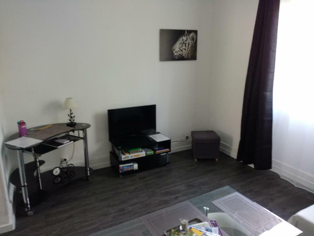 1er étage Appartement 2ch avec parking à Lurs Extérieur photo